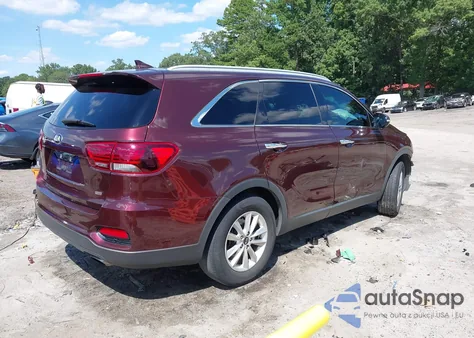 2019 Kia Sorento 2.4L Lx из США, поврежденный, VIN 5XYPG4A32KG465709